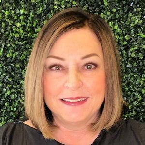 Meet your Posher, Margit